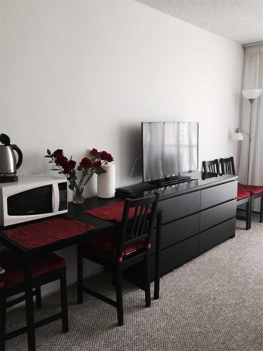 Small Image of 19201 COLLINS AVE #1033, Sunny Isles Beach Number 6