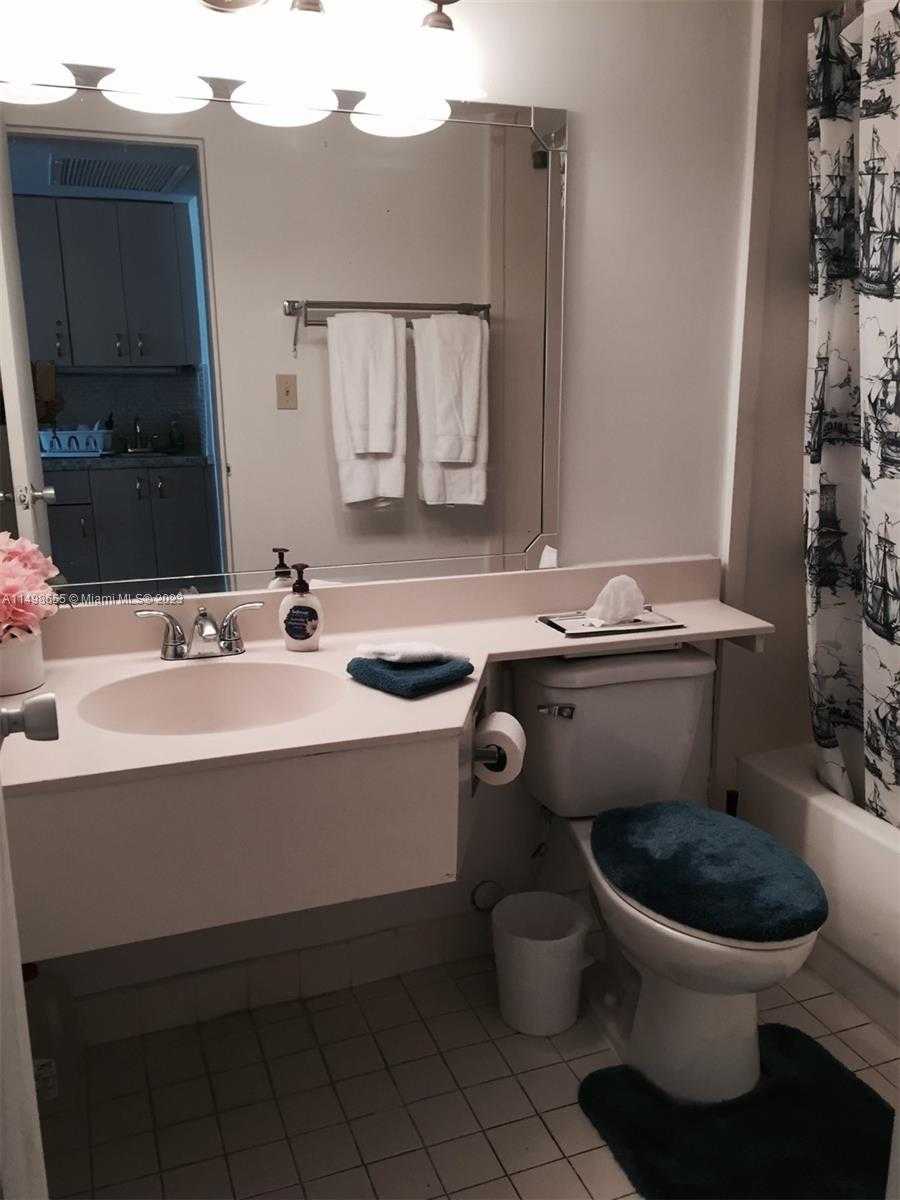 Small Image of 19201 COLLINS AVE #1033, Sunny Isles Beach Number 8