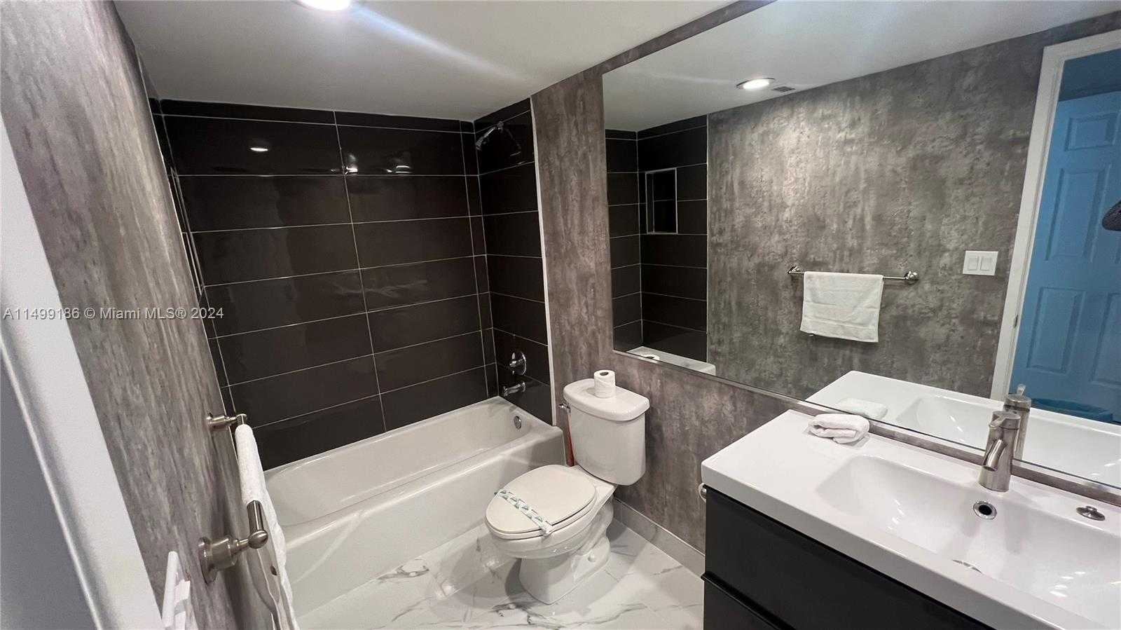 Small Image of 19370 COLLINS AVE #419, Sunny Isles Beach Number 13