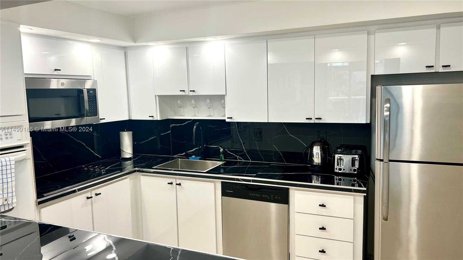 Small Image of 19370 COLLINS AVE #419, Sunny Isles Beach Number 6