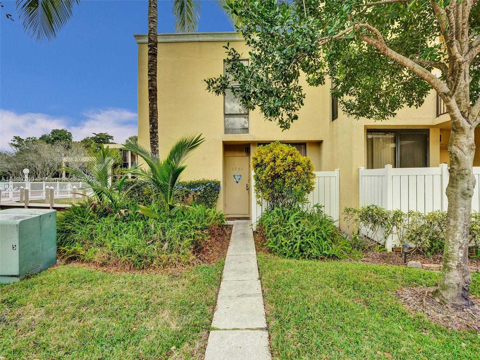 Small Image of 2910 SOUTH WEST 87TH TER #1701, Davie Number 49