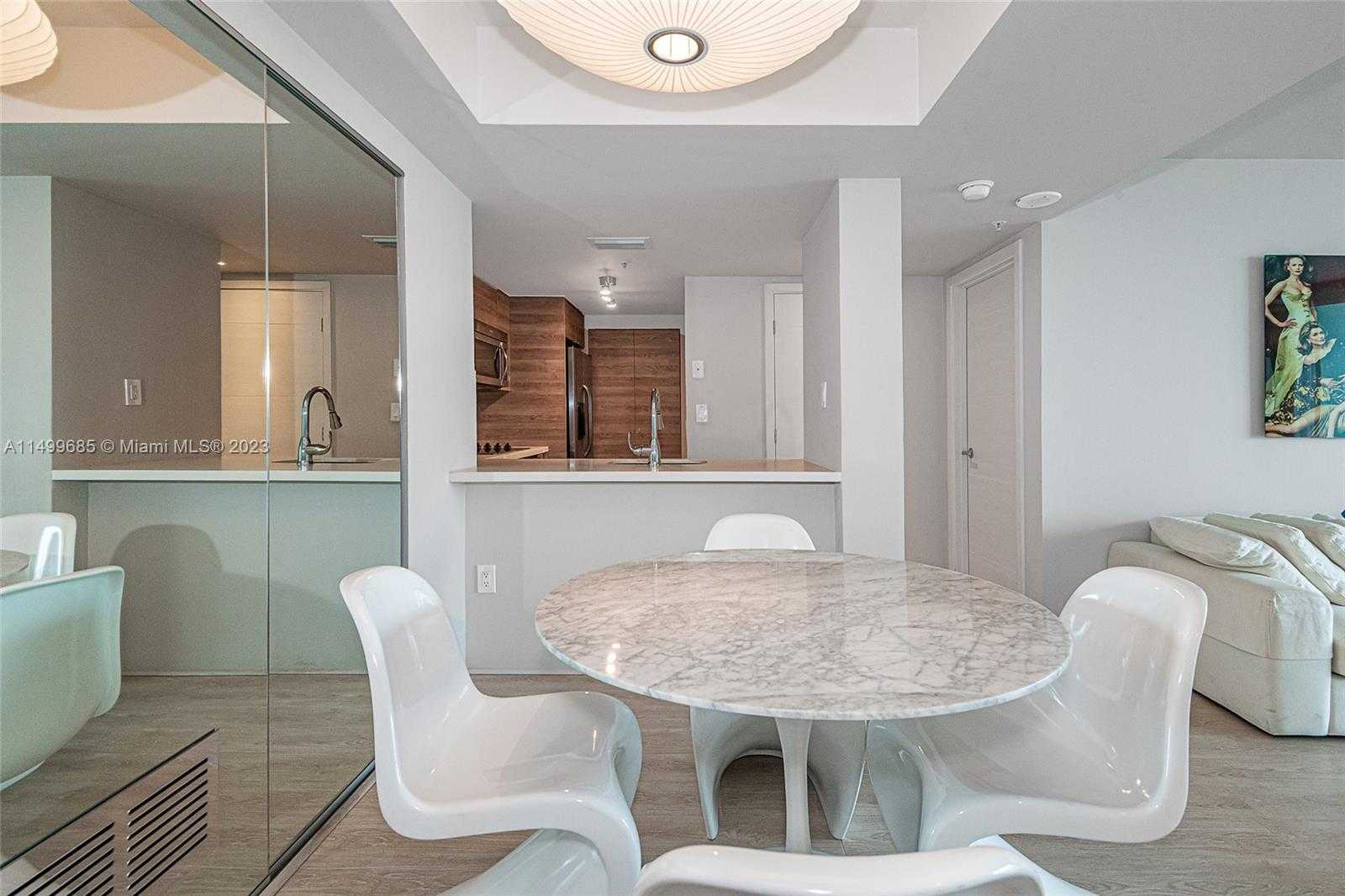Small Image of 650 WEST AVE #2605, Miami Beach Number 11