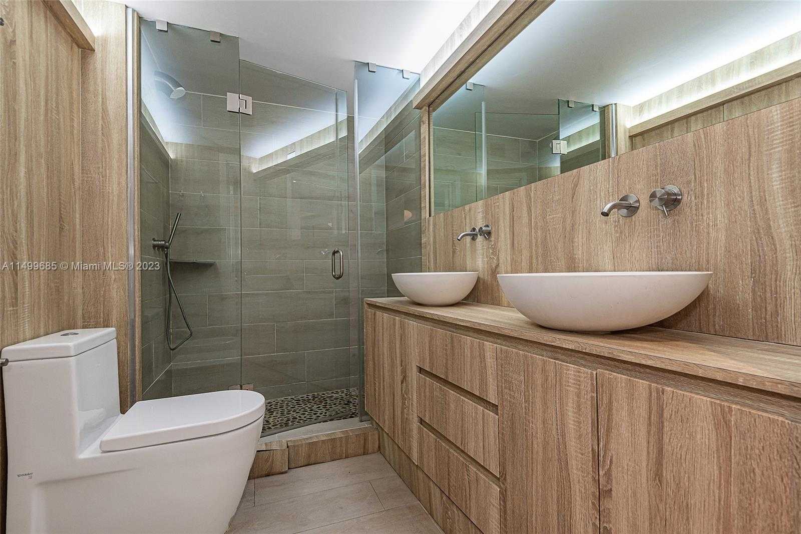 Small Image of 650 WEST AVE #2605, Miami Beach Number 24
