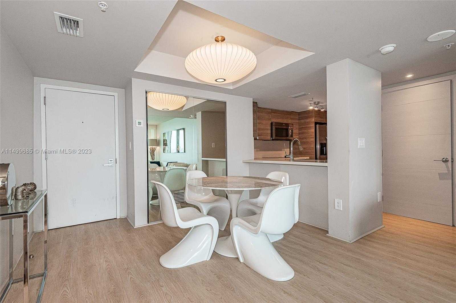 Small Image of 650 WEST AVE #2605, Miami Beach Number 9