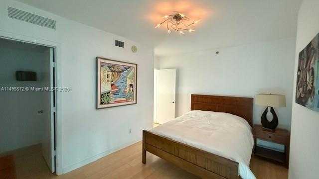 Small Image of 101 #707, Fort Lauderdale Number 15