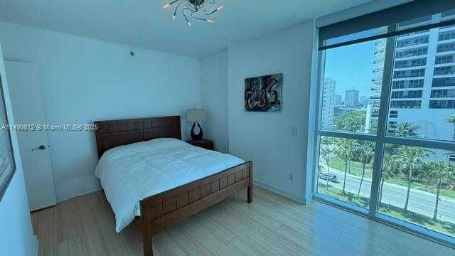 Small Image of 101 #707, Fort Lauderdale Number 17