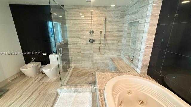Small Image of 101 #707, Fort Lauderdale Number 22