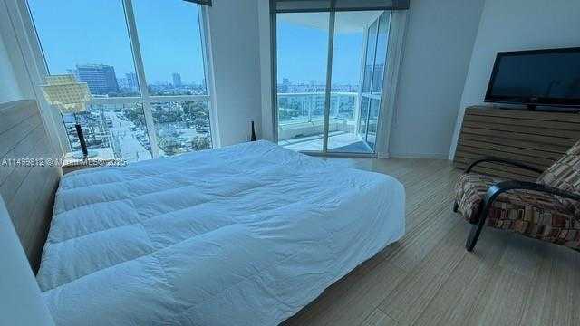 Small Image of 101 #707, Fort Lauderdale Number 27
