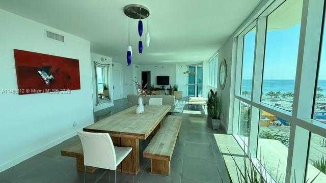 Small Image of 101 #707, Fort Lauderdale Number 4