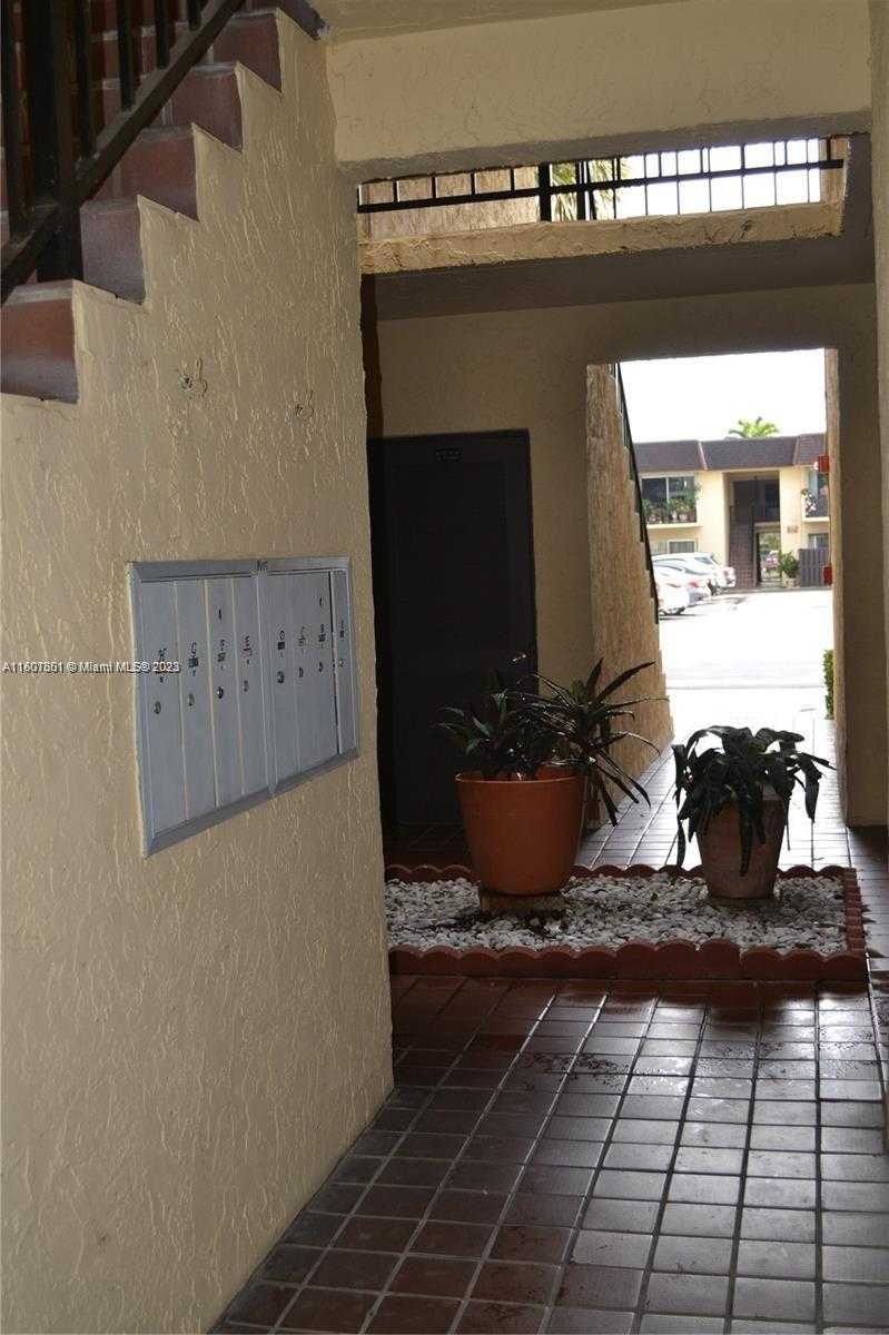 Small Image of 9007 SOUTH WEST 138TH ST #3, Miami Number 17