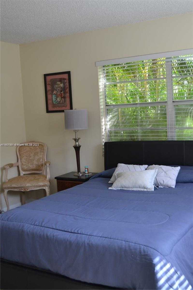 Small Image of 9007 SOUTH WEST 138TH ST #3, Miami Number 5