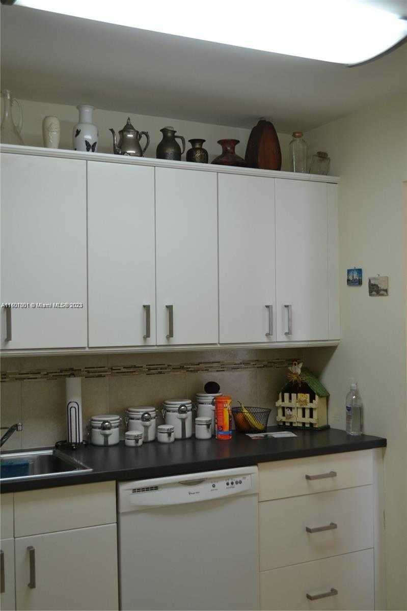 Small Image of 9007 SOUTH WEST 138TH ST #3, Miami Number 6