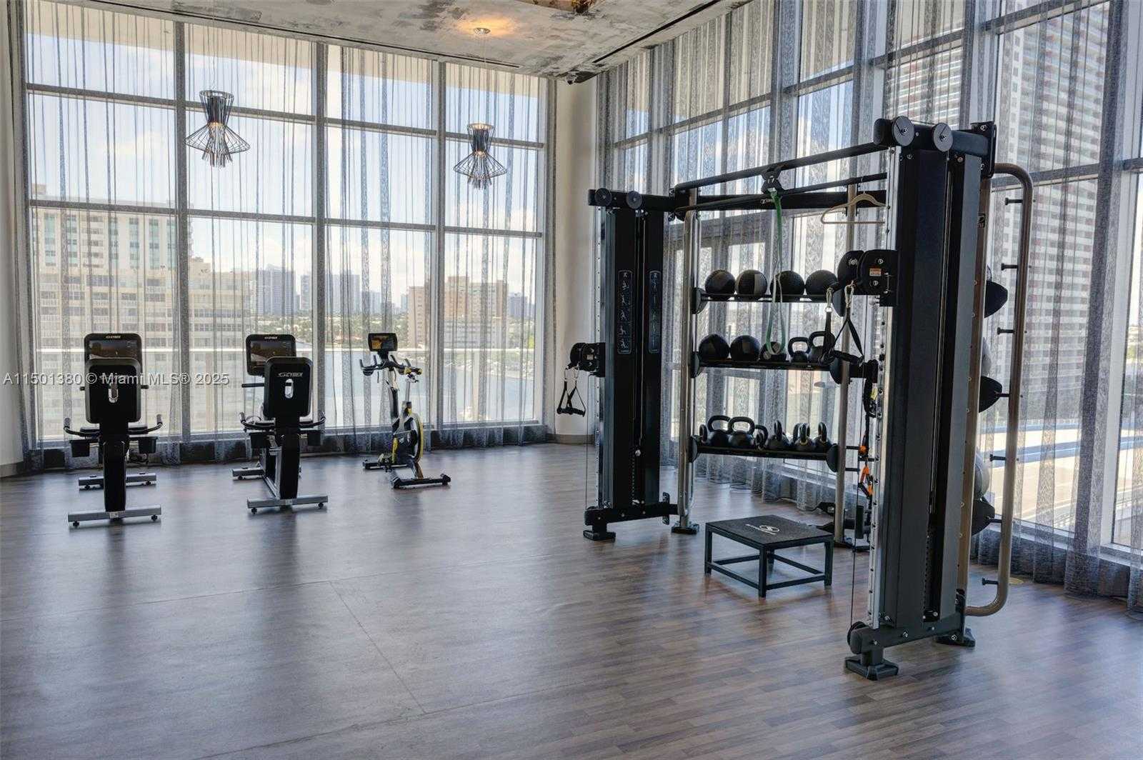 Small Image of 4010 SOUTH OCEAN DR #R2106, Hollywood Number 21