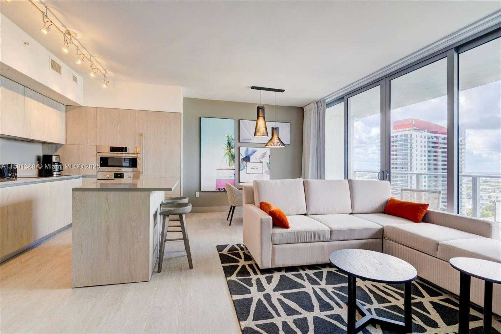 Small Image of 4010 SOUTH OCEAN DR #R2106, Hollywood Number 3