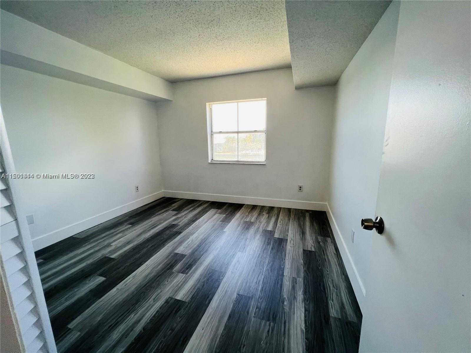 Small Image of 8260 SOUTH WEST 210TH ST #220, Cutler Bay Number 15