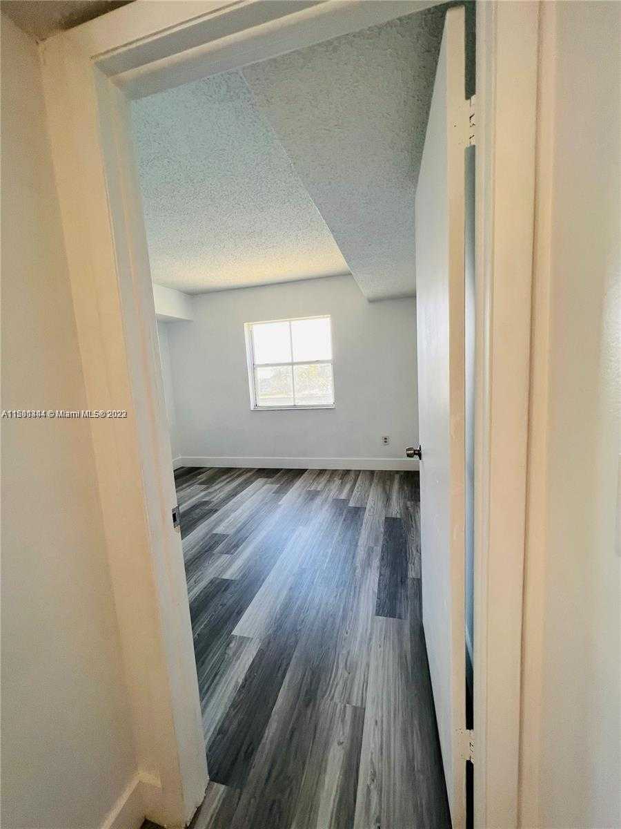 Small Image of 8260 SOUTH WEST 210TH ST #220, Cutler Bay Number 17