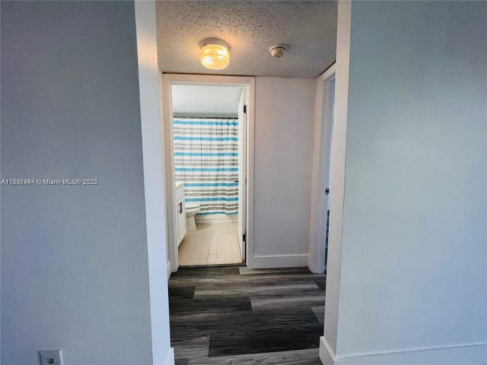 Small Image of 8260 SOUTH WEST 210TH ST #220, Cutler Bay Number 7