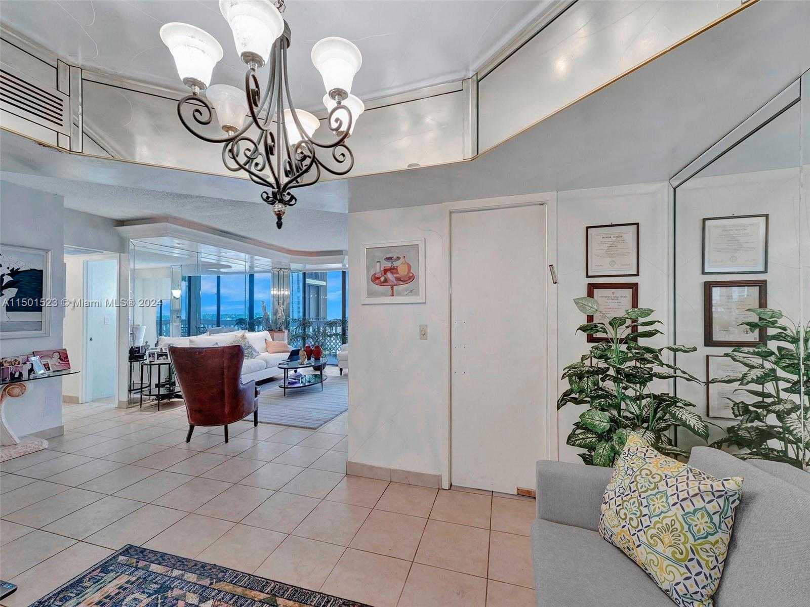 Small Image of 19355 TURNBERRY WAY #8L, Aventura Number 10