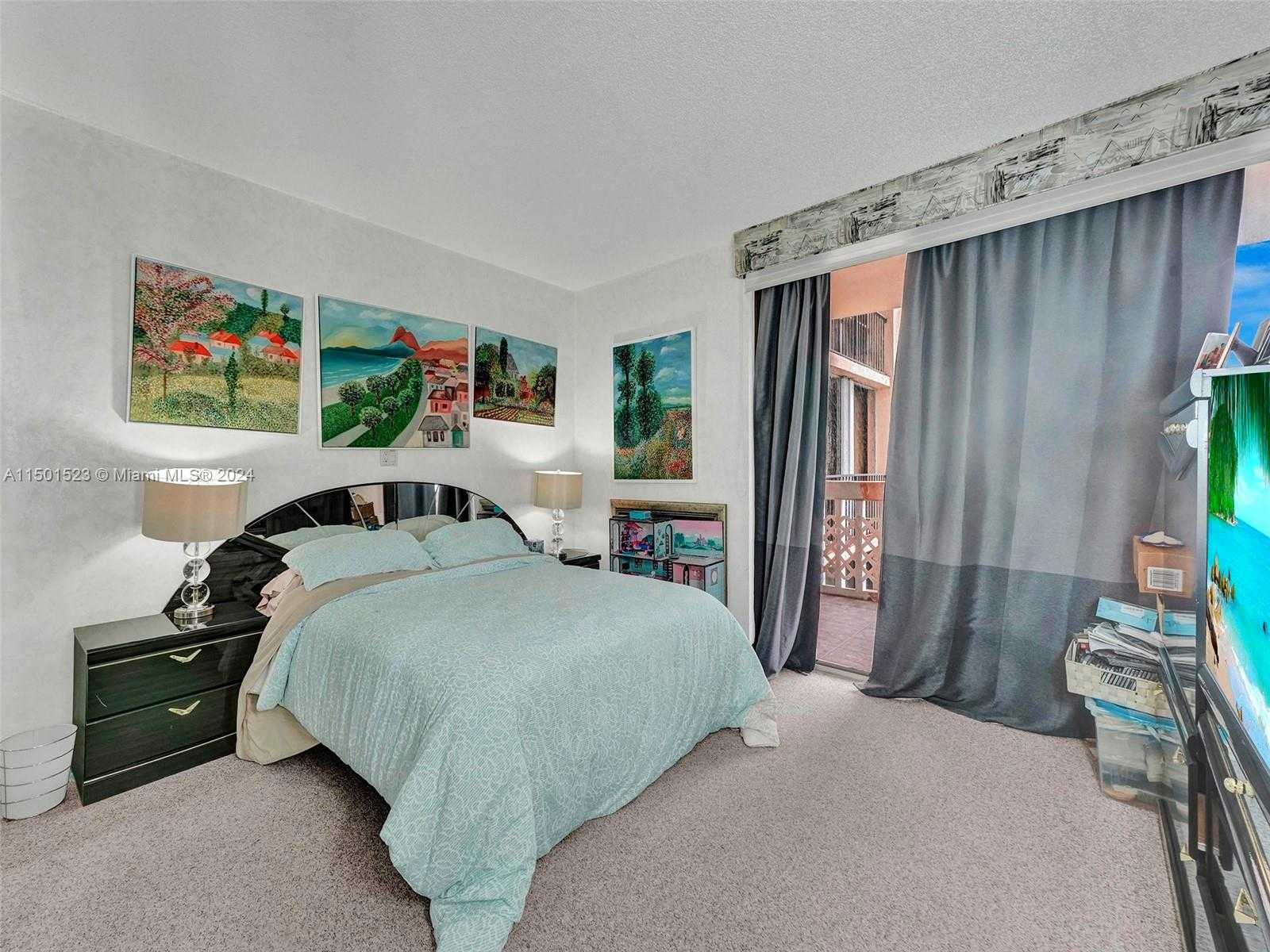 Small Image of 19355 TURNBERRY WAY #8L, Aventura Number 11
