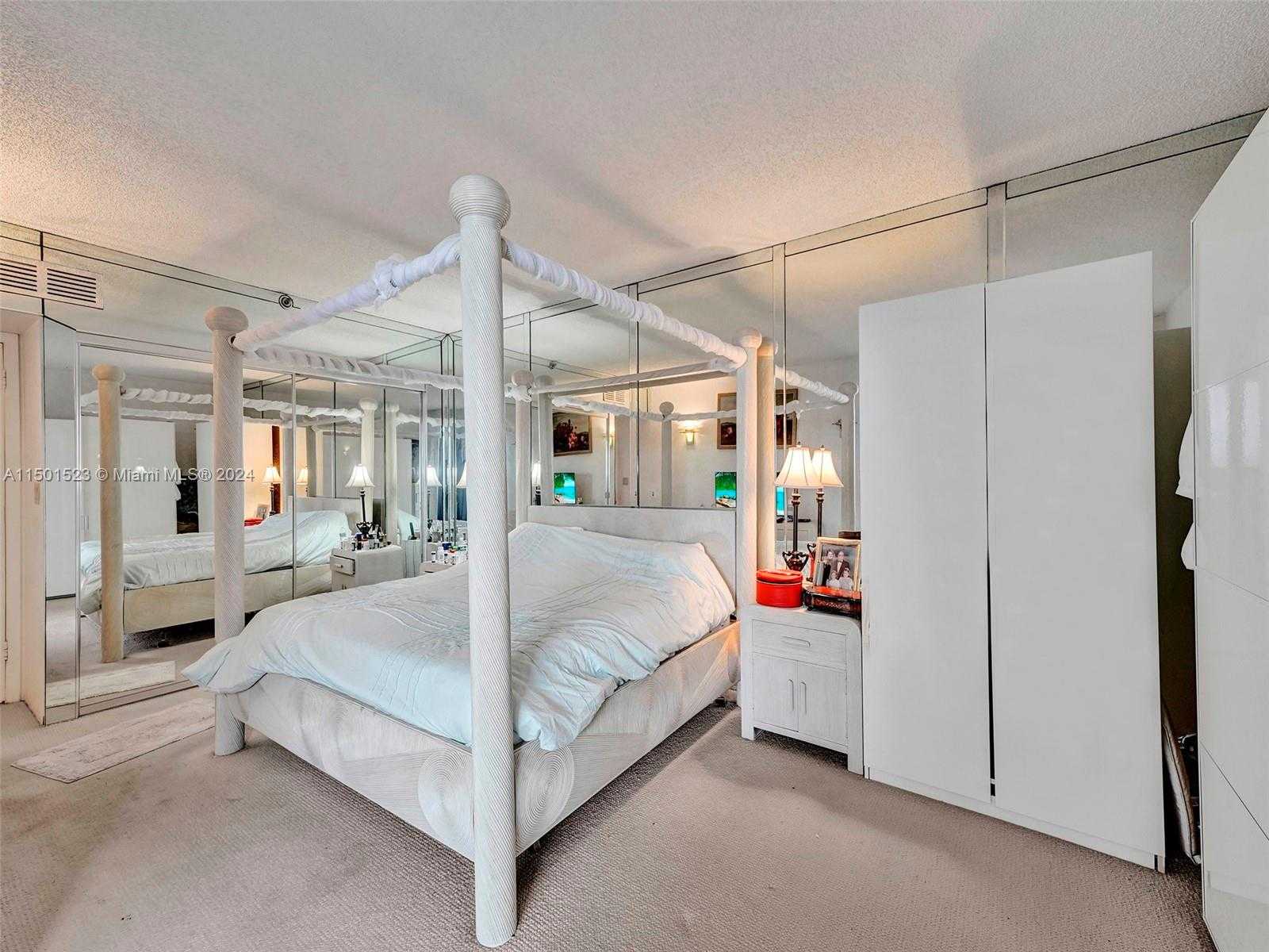 Small Image of 19355 TURNBERRY WAY #8L, Aventura Number 15