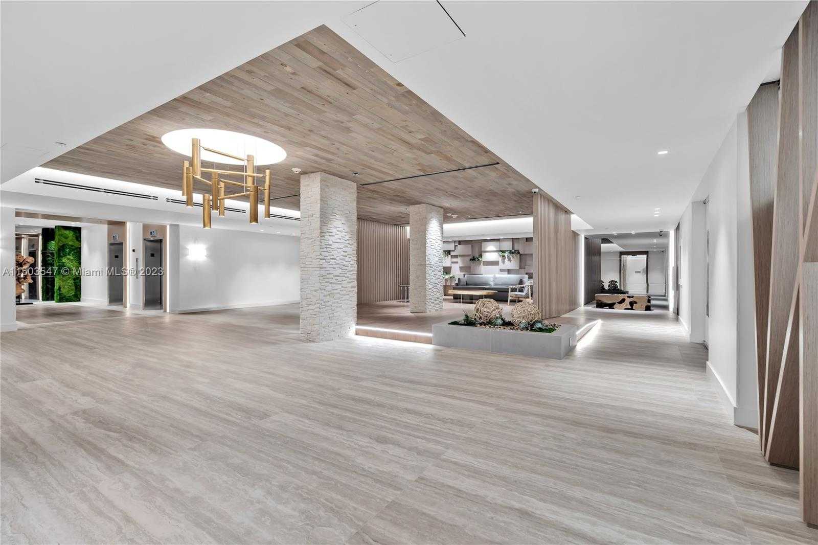 Small Image of 2301 COLLINS AVE #1006, Miami Beach Number 19