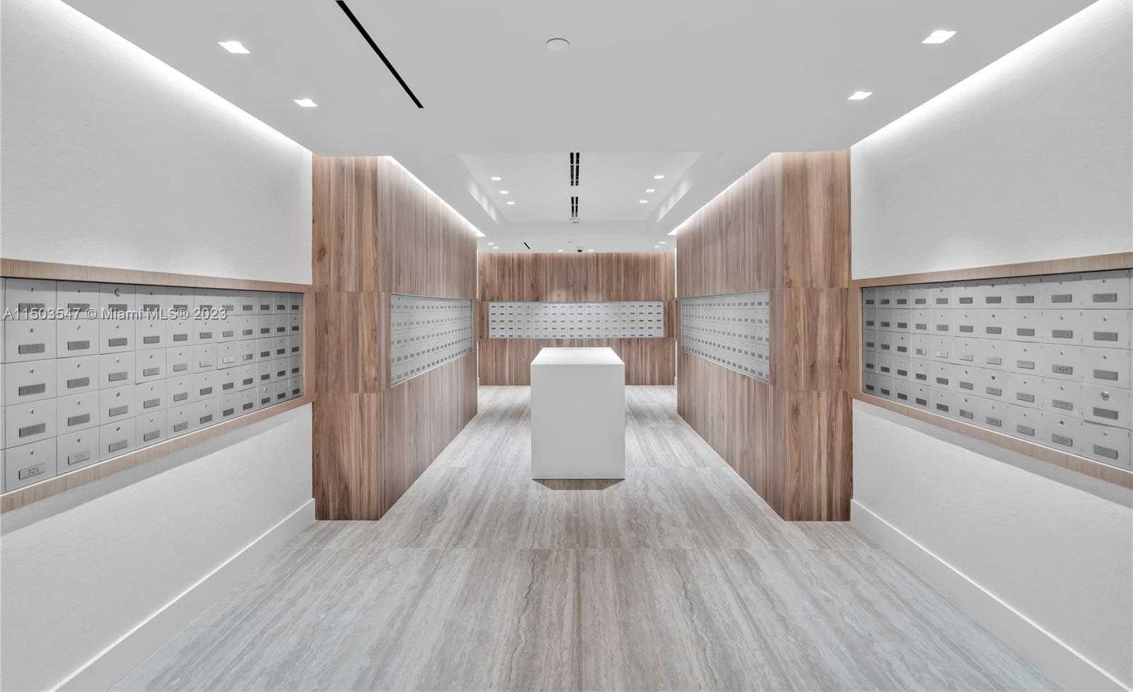 Small Image of 2301 COLLINS AVE #1006, Miami Beach Number 20