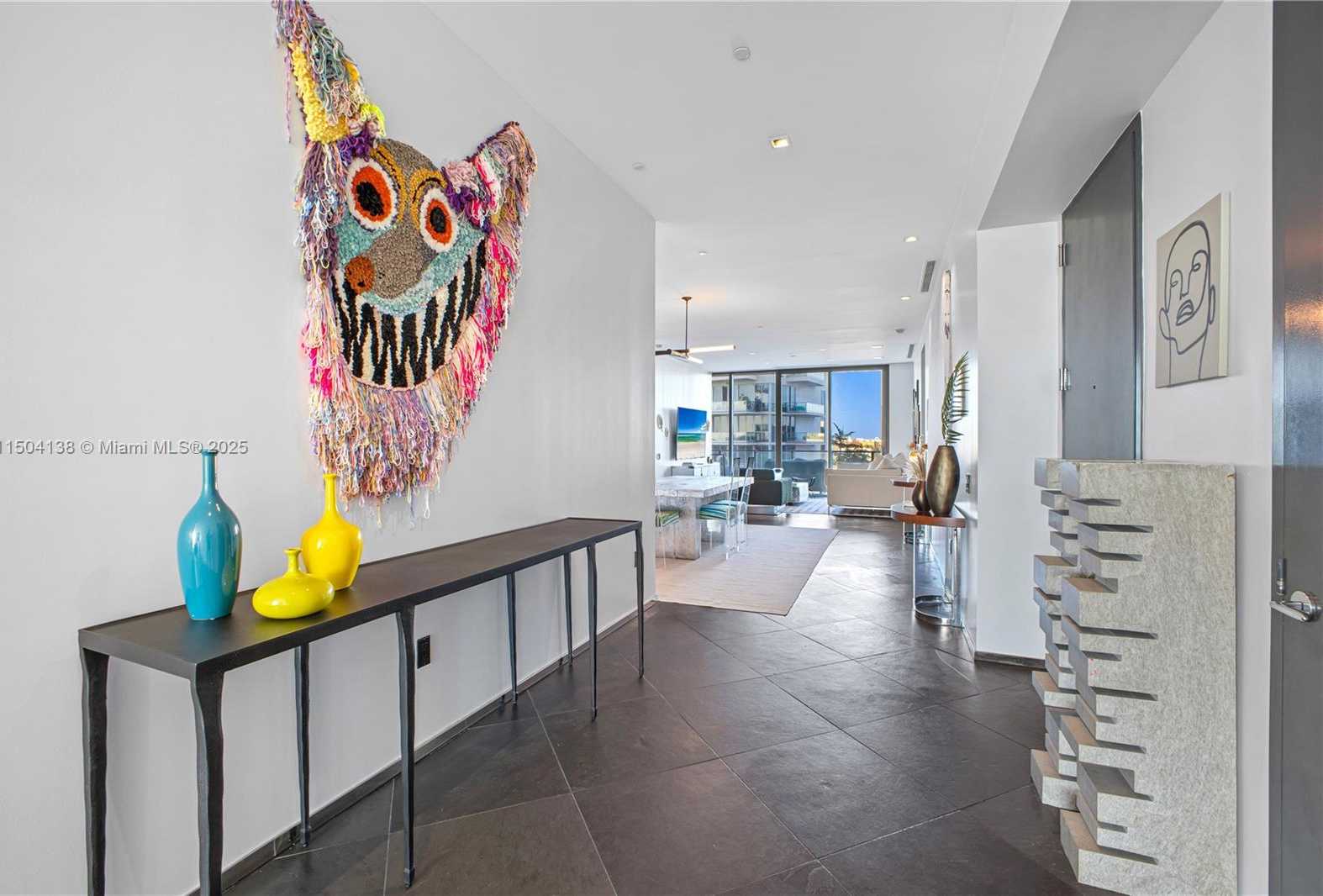 Small Image of 800 SOUTH POINTE DR #502, Miami Beach Number 25