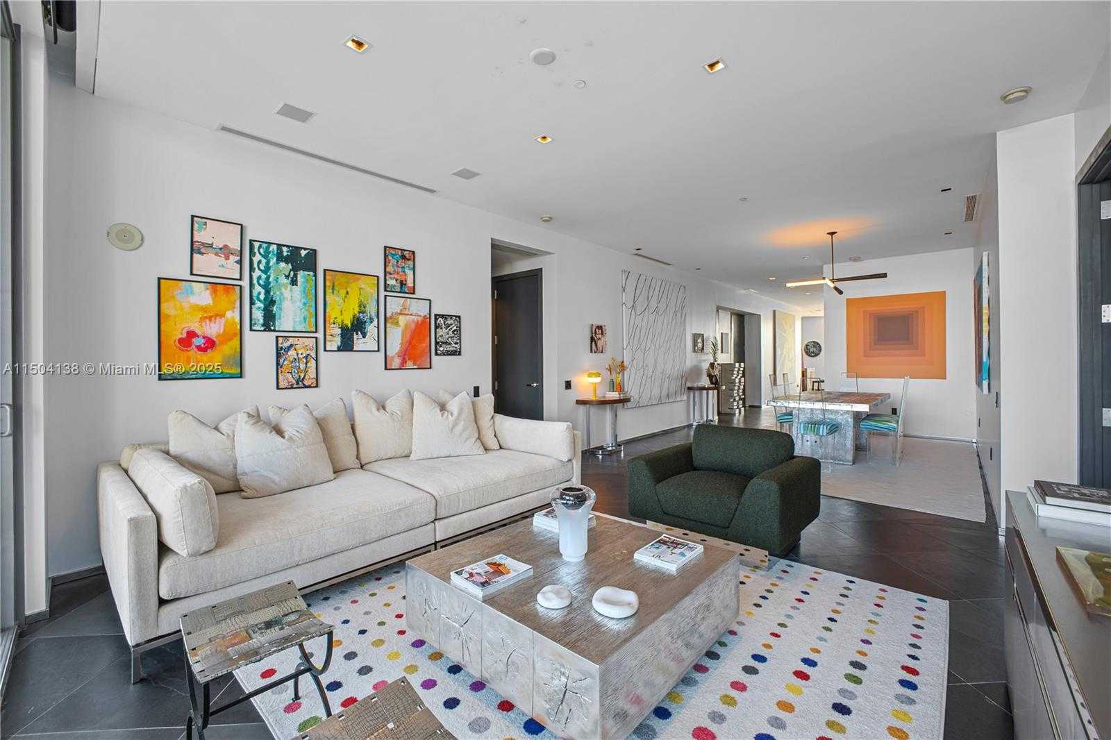 Small Image of 800 SOUTH POINTE DR #502, Miami Beach Number 32