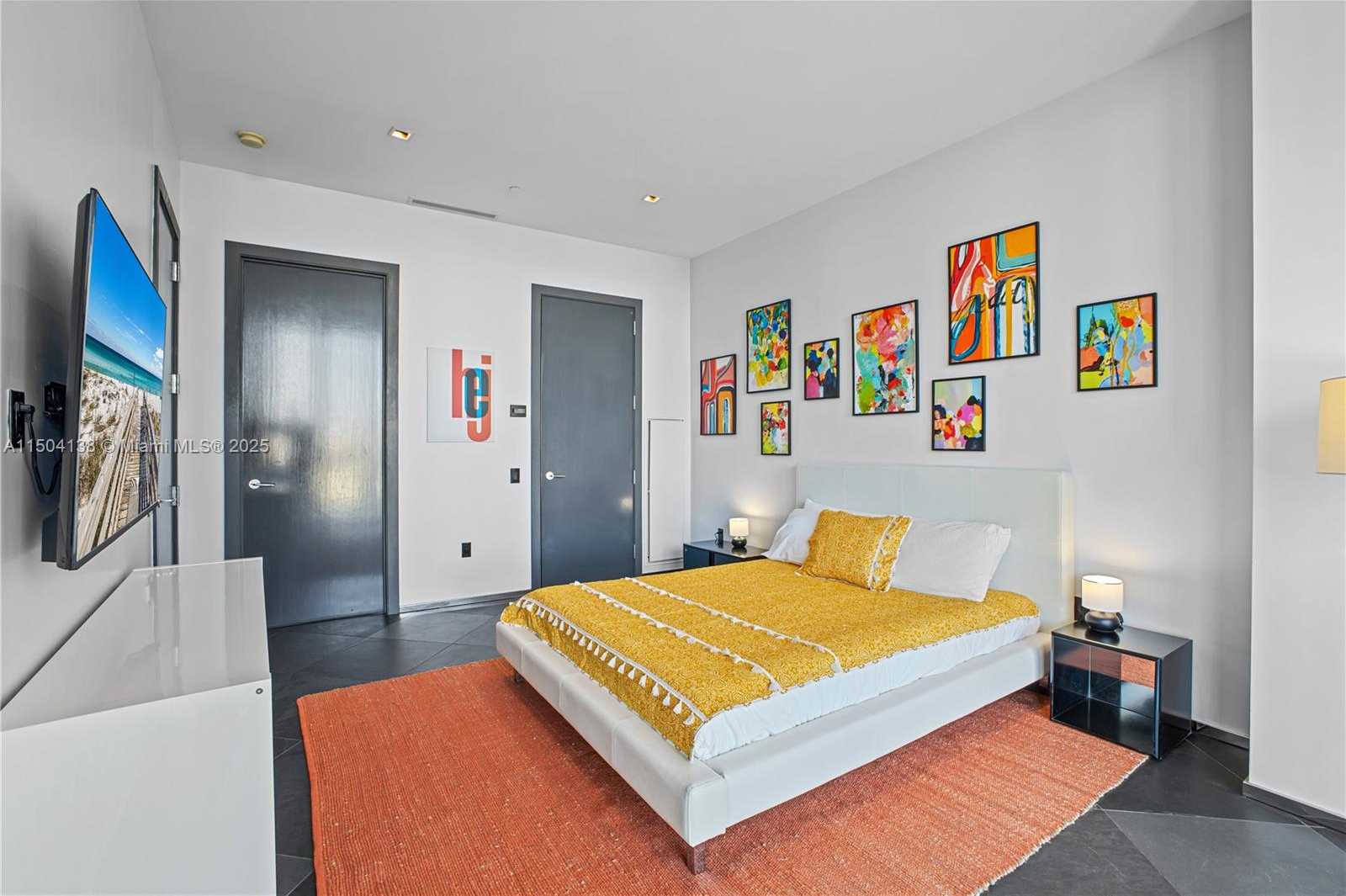 Small Image of 800 SOUTH POINTE DR #502, Miami Beach Number 40