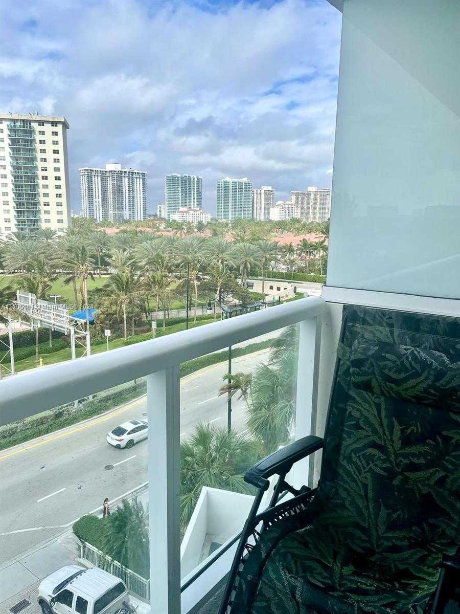 Small Image of 19201 COLLINS AV #432, Sunny Isles Beach Number 12