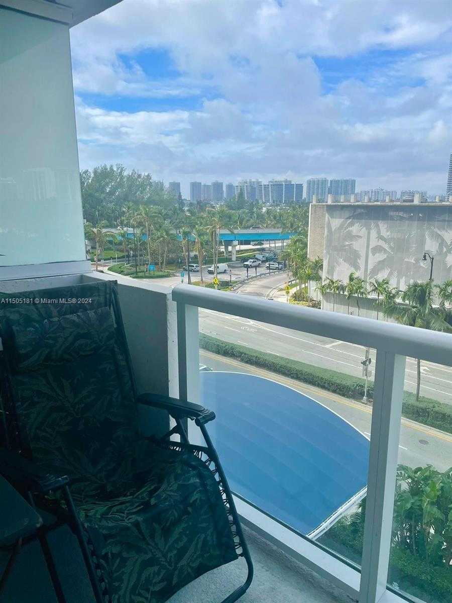 Small Image of 19201 COLLINS AV #432, Sunny Isles Beach Number 13