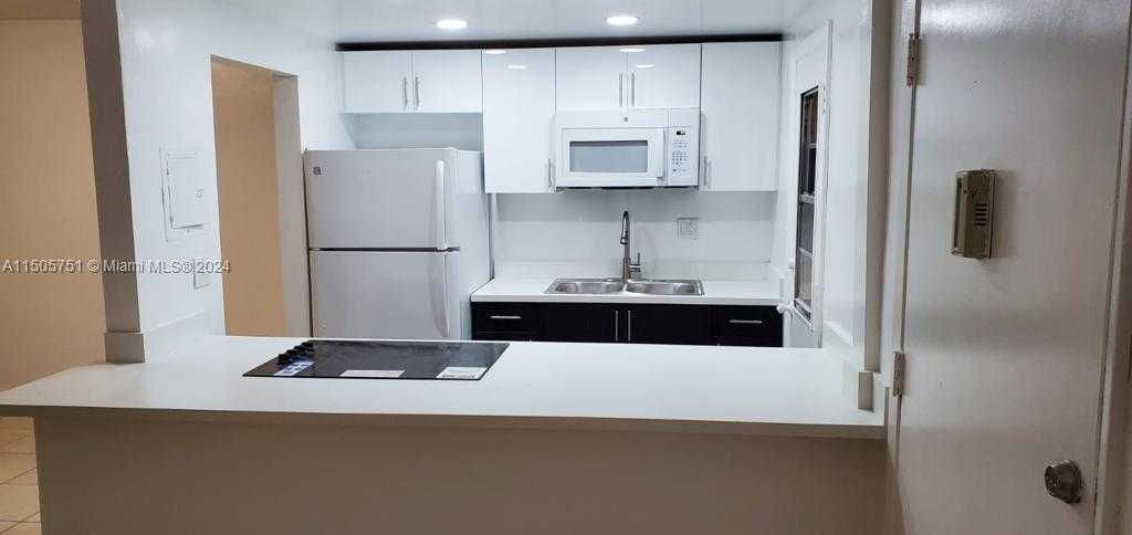 Small Image of 12590 NORTH EAST 16TH AVE #206, North Miami Number 5