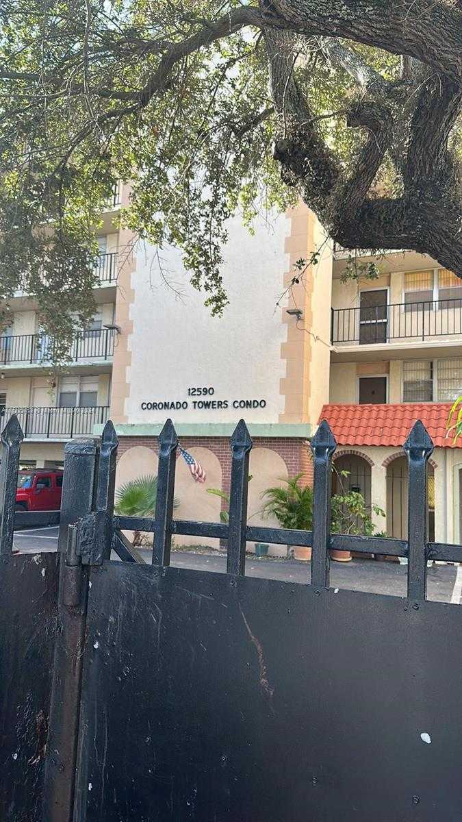 Small Image of 12590 NORTH EAST 16TH AVE #502, North Miami Number 2