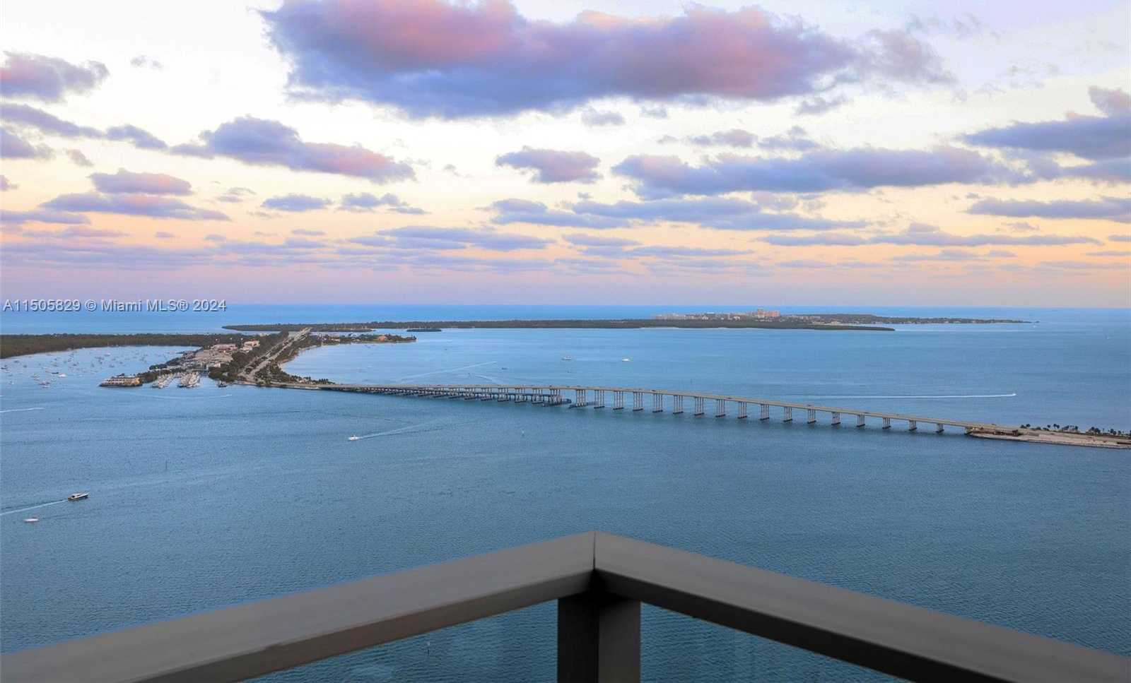 Small Image of 1451 BRICKELL AVE #4902, Miami Number 19