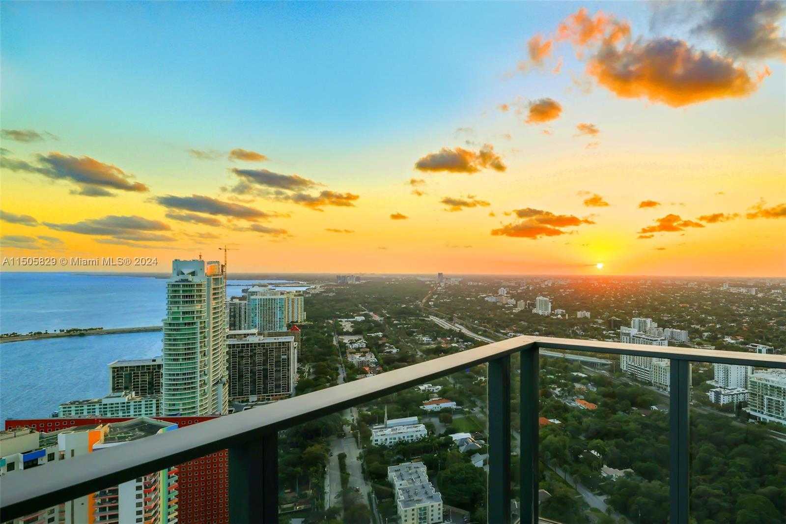 Small Image of 1451 BRICKELL AVE #4902, Miami Number 25