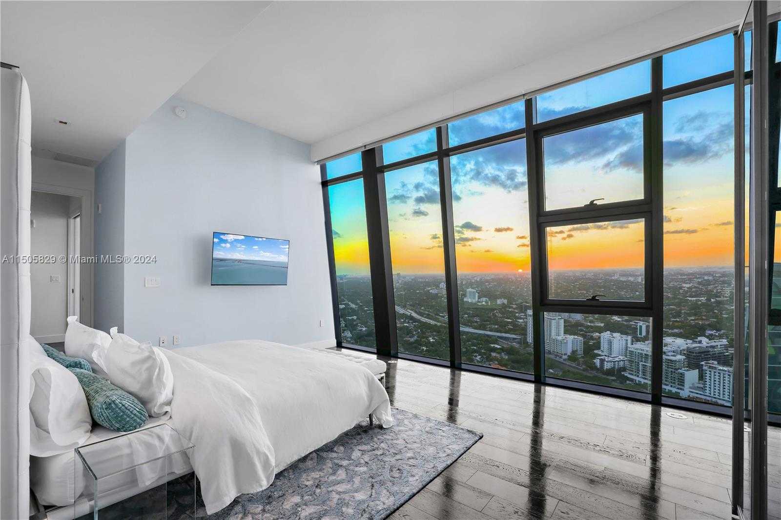 Small Image of 1451 BRICKELL AVE #4902, Miami Number 29