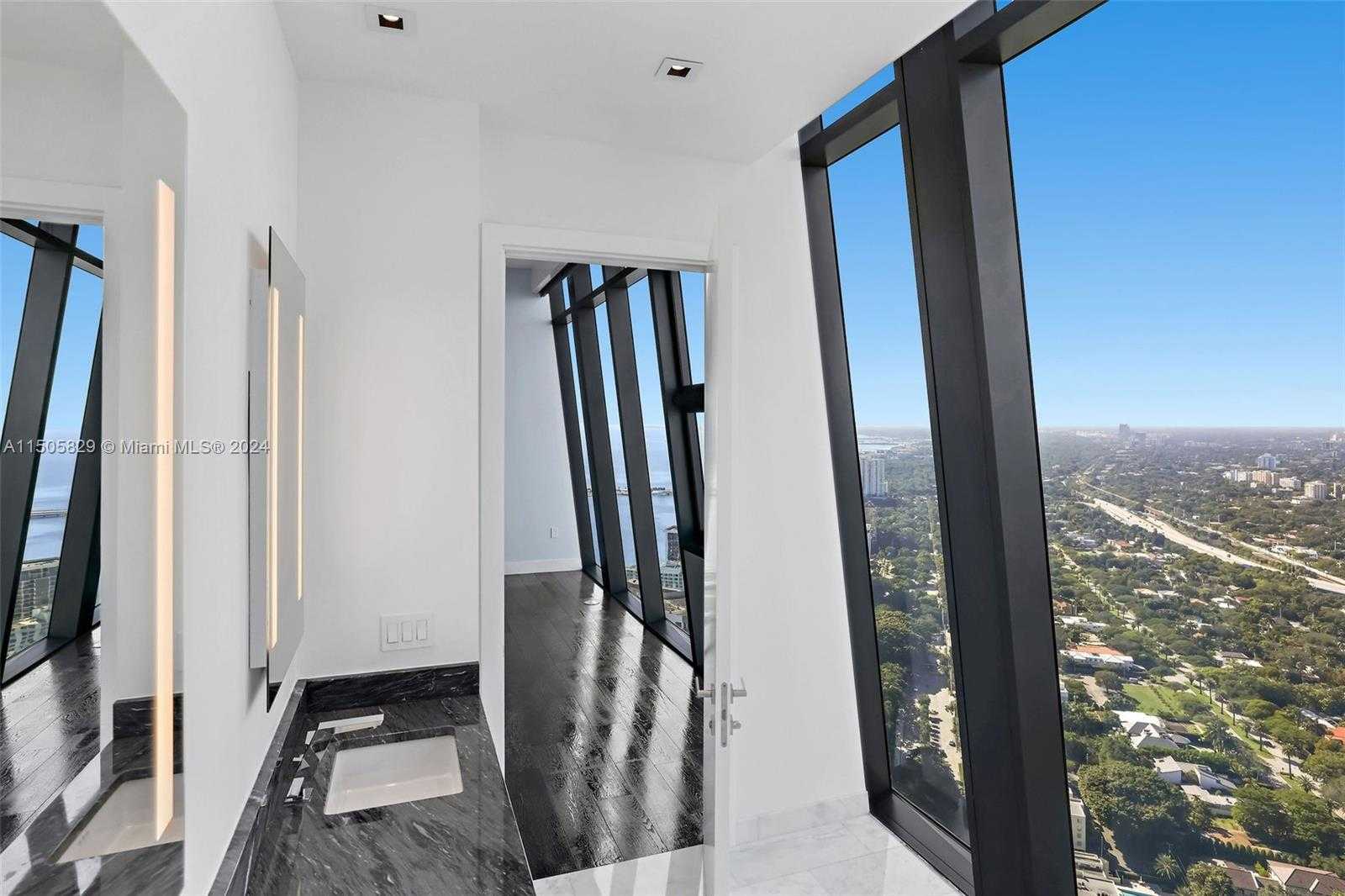 Small Image of 1451 BRICKELL AVE #4902, Miami Number 32