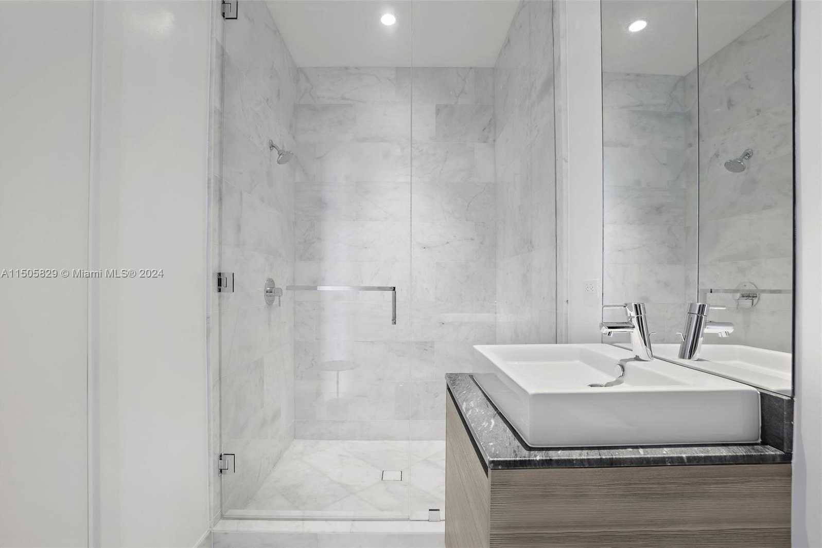 Small Image of 1451 BRICKELL AVE #4902, Miami Number 8