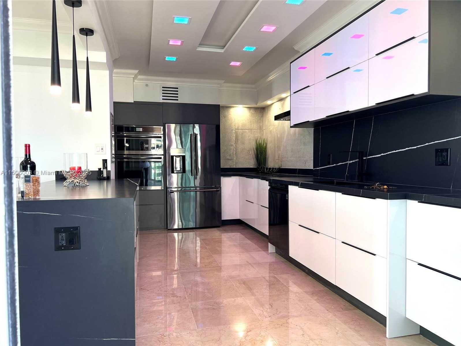 Small Image of 3370 HIDDEN BAY DR #2415, Aventura Number 49