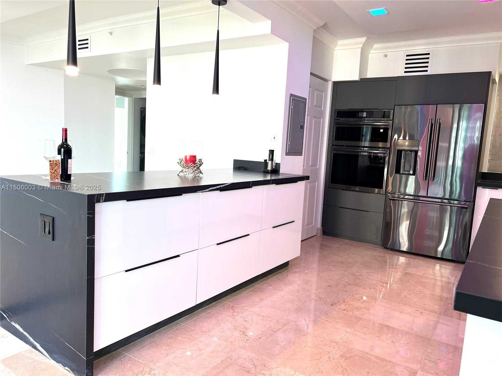 Small Image of 3370 HIDDEN BAY DR #2415, Aventura Number 50