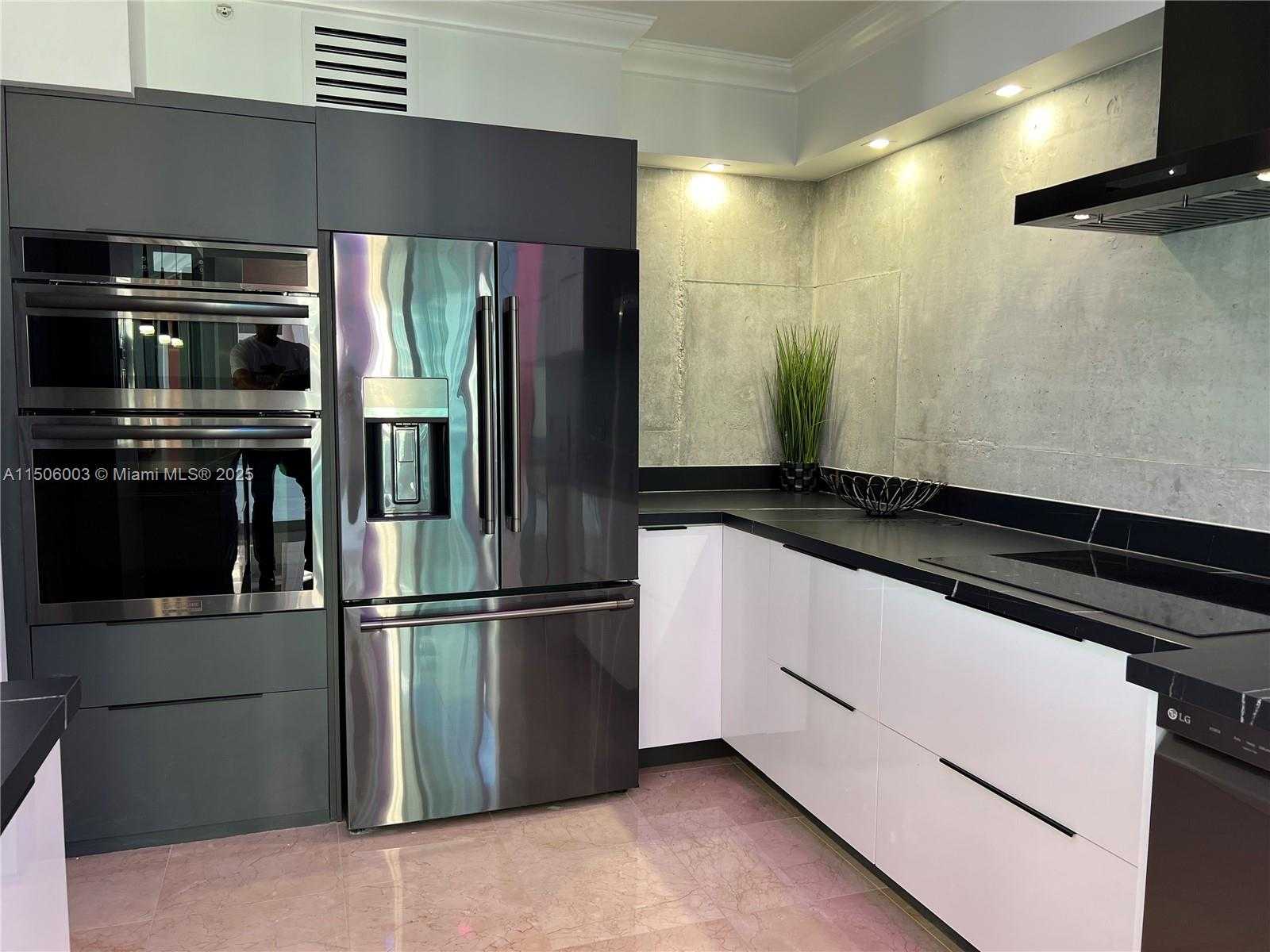 Small Image of 3370 HIDDEN BAY DR #2415, Aventura Number 51