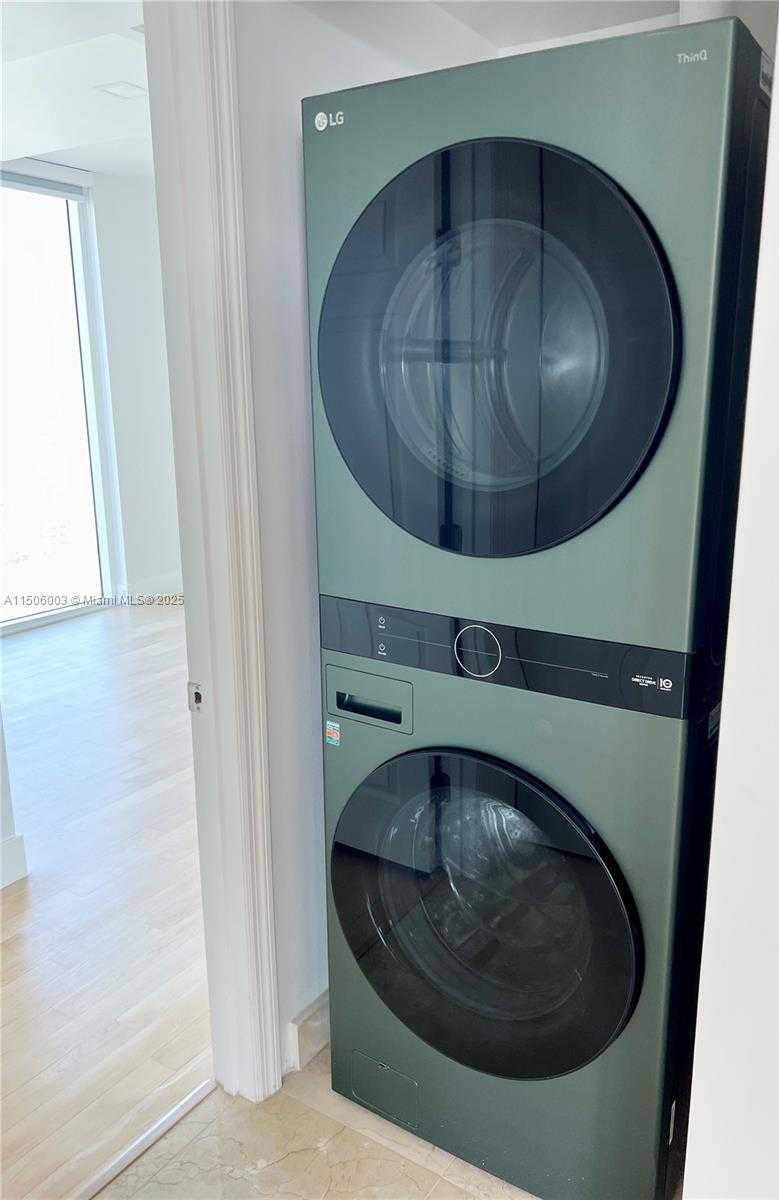 Small Image of 3370 HIDDEN BAY DR #2415, Aventura Number 52