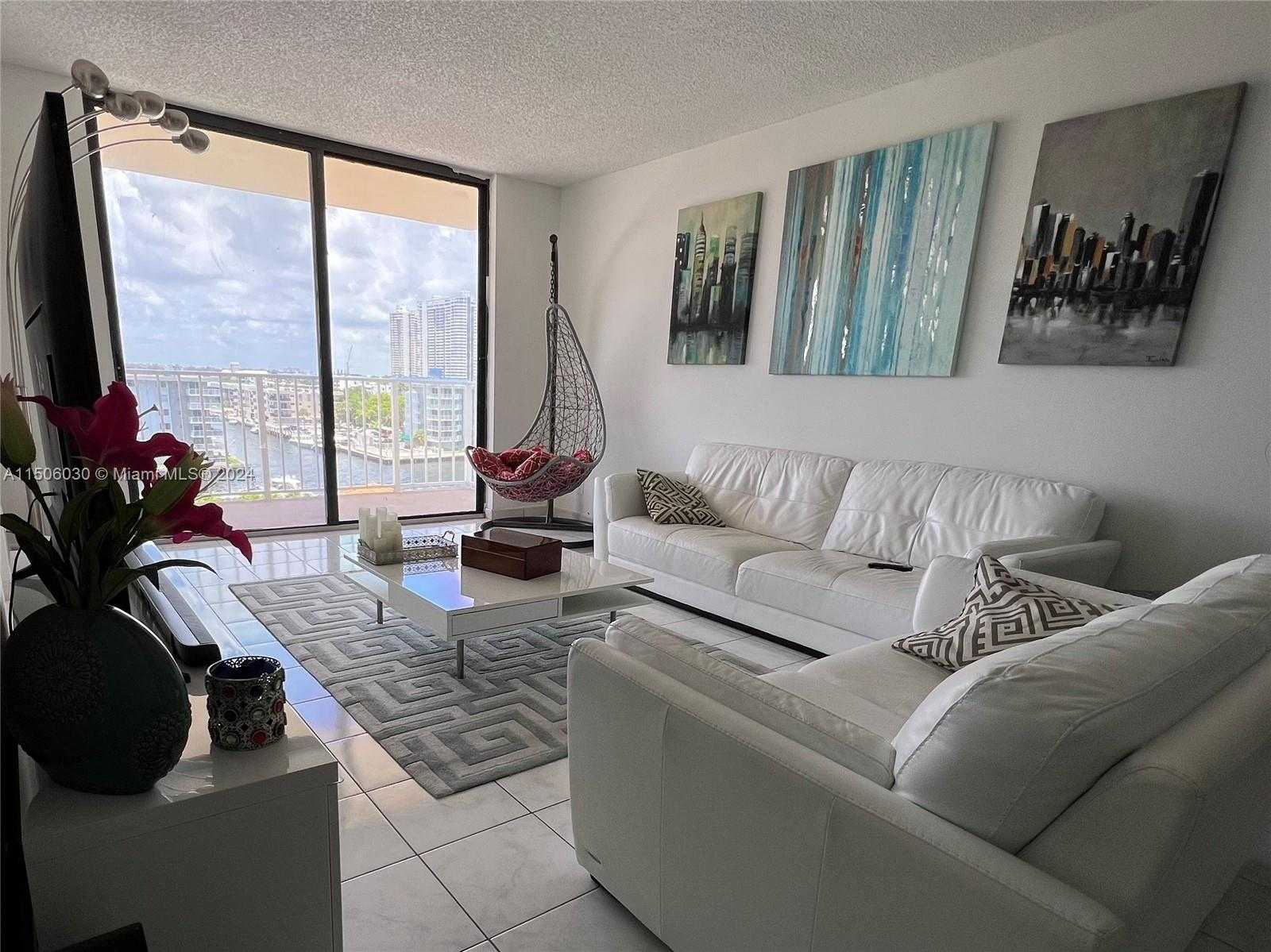 Small Image of 290 174TH ST #702, Sunny Isles Beach Number 2