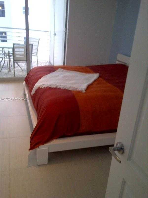 Small Image of 1830 RADIUS DR #722, Hollywood Number 10