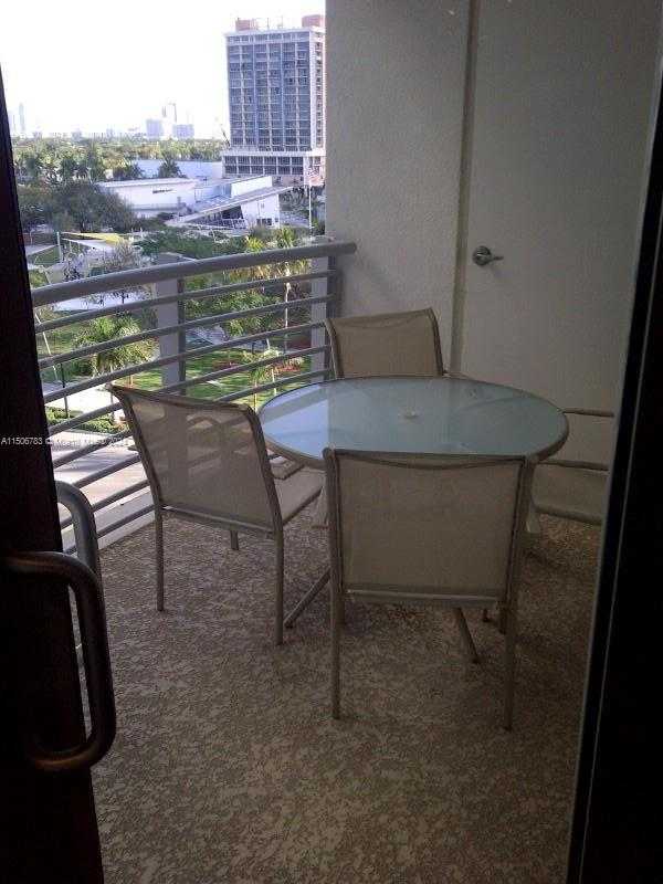Small Image of 1830 RADIUS DR #722, Hollywood Number 17
