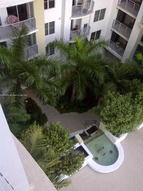 Small Image of 1830 RADIUS DR #722, Hollywood Number 6