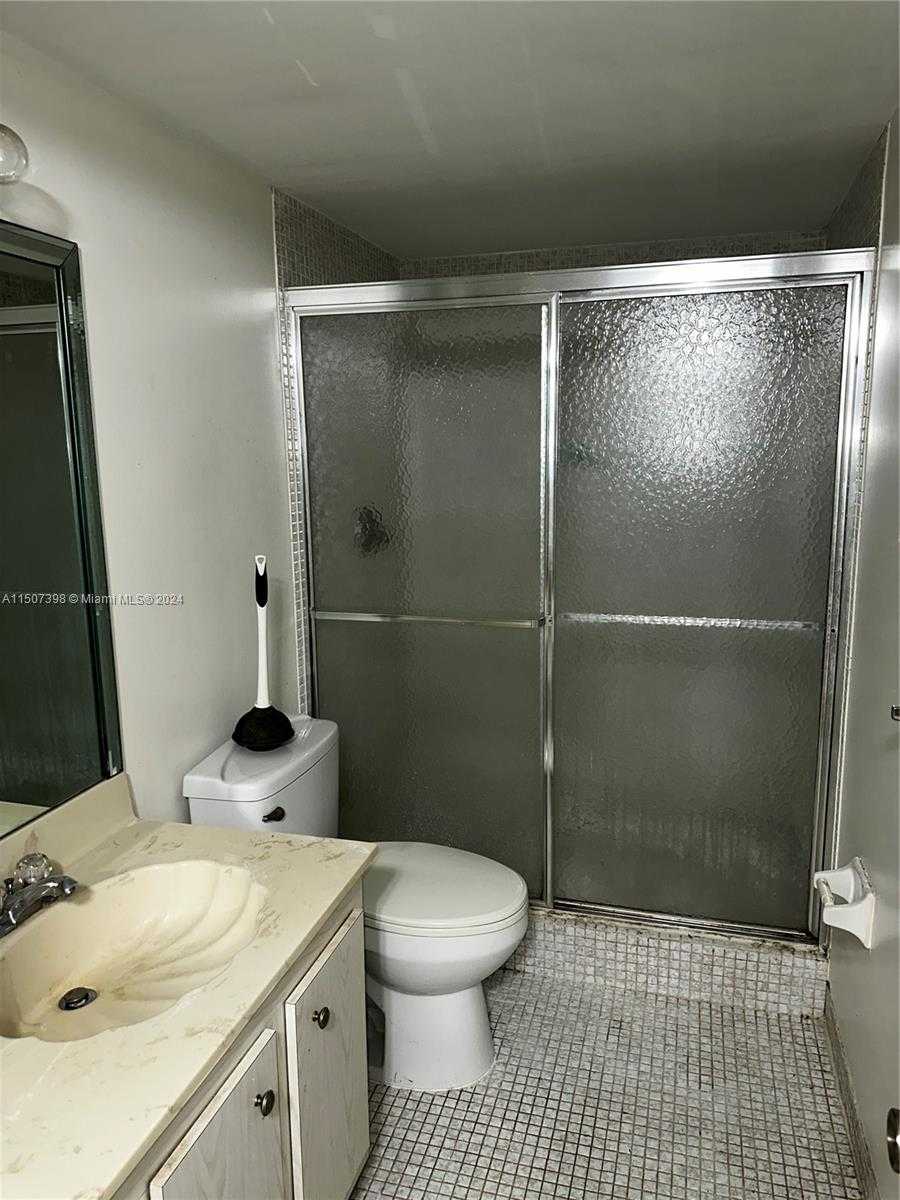 Small Image of 3800 SOUTH OCEAN DR #1607, Hollywood Number 22