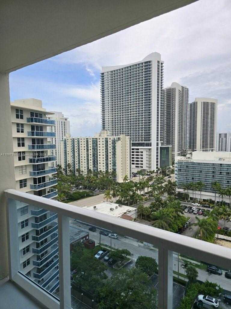 Small Image of 3800 SOUTH OCEAN DR #1607, Hollywood Number 9