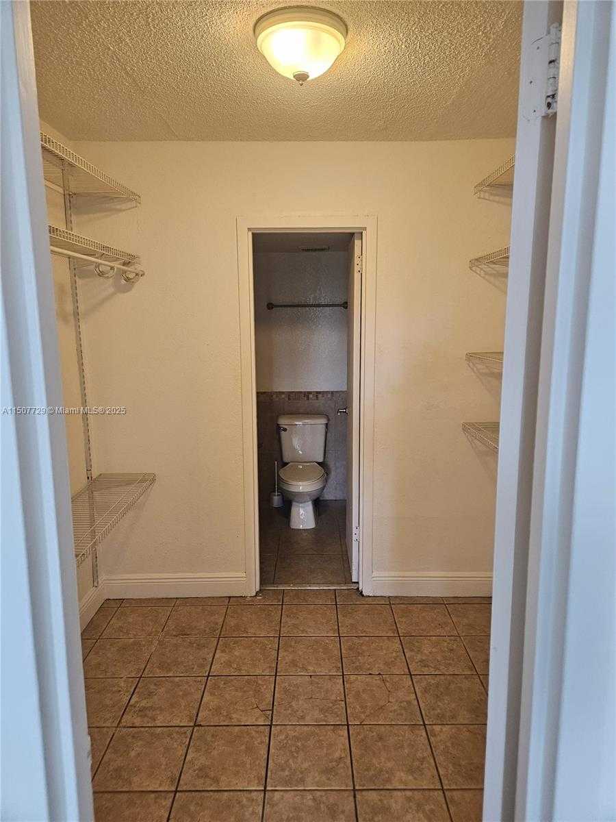 Small Image of 1800 SANS SOUCI BLVD #307, North Miami Number 24