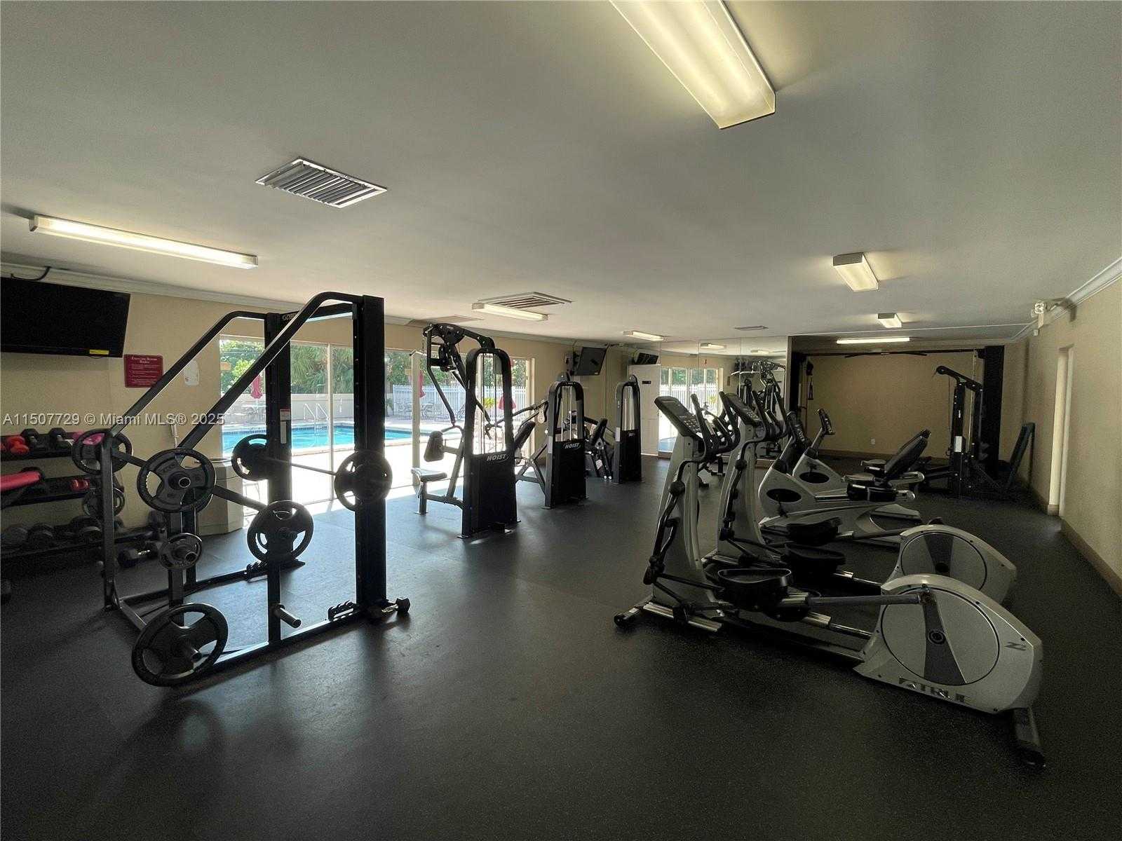 Small Image of 1800 SANS SOUCI BLVD #307, North Miami Number 34